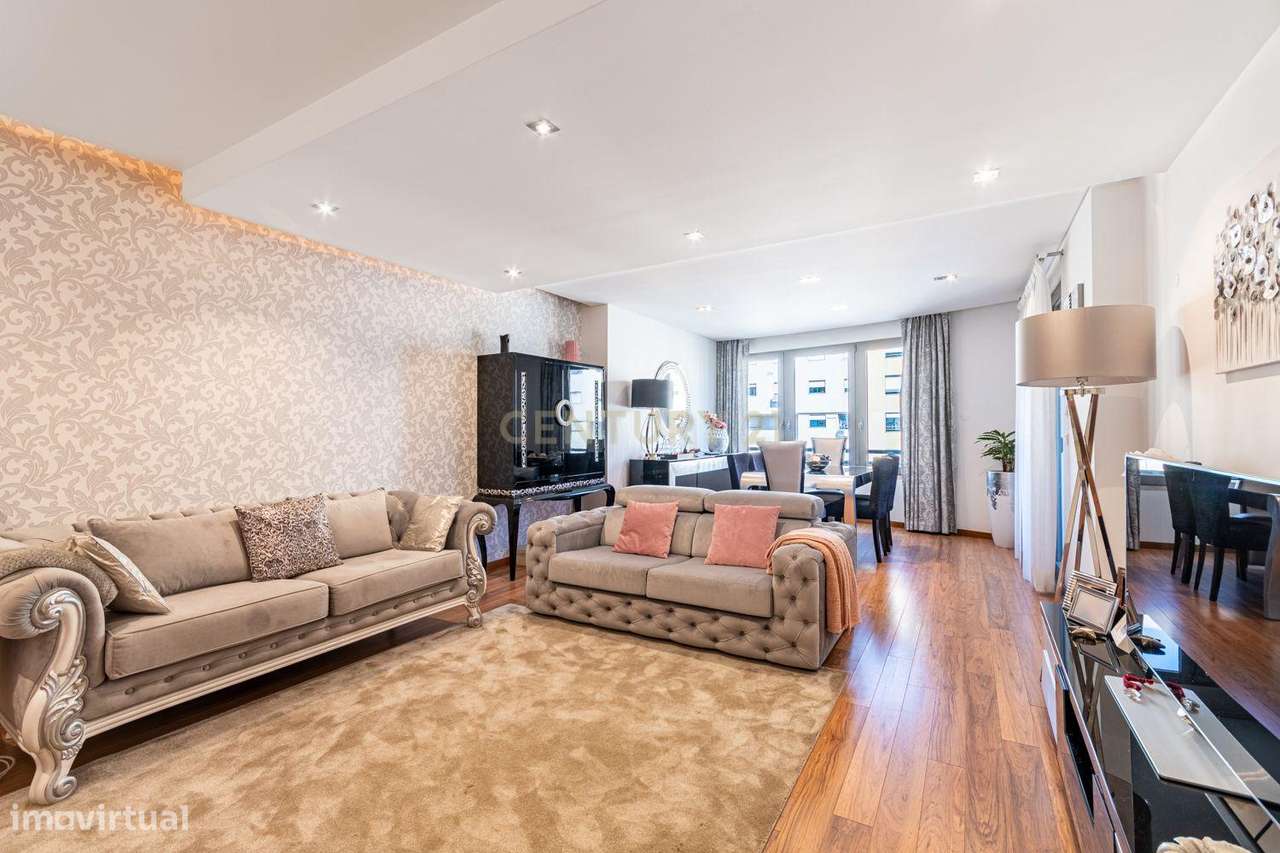 Apartamento T4 - Urbanização Quinta do Infantado, Loures - Grande imagem: 4/41