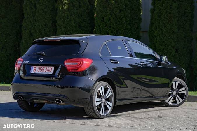 Mercedes-Benz A 200 (BlueEFFICIENCY) 7G-DCT AMG Sport - 6