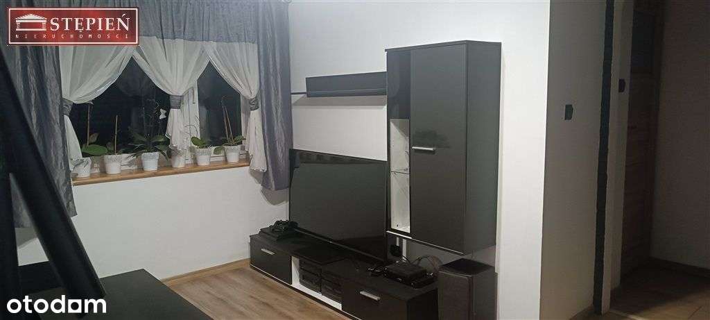 Trzy pokoje blisko centrum-10