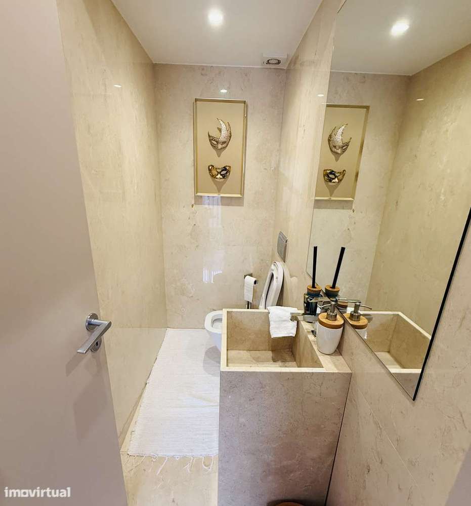 Moradia 3 frentes 200m praia-27