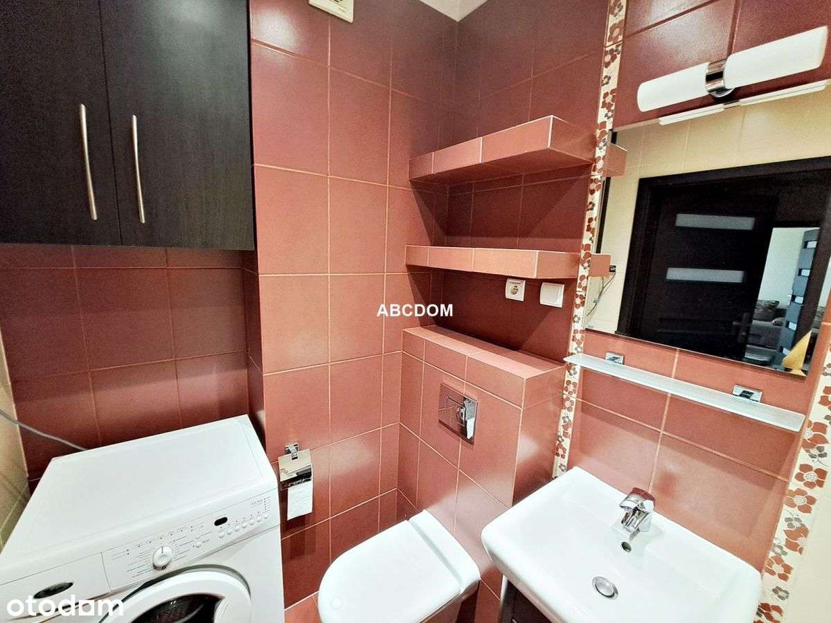 Płaszów - dwa pokoje, jasna kuchnia, 1 piętro-13