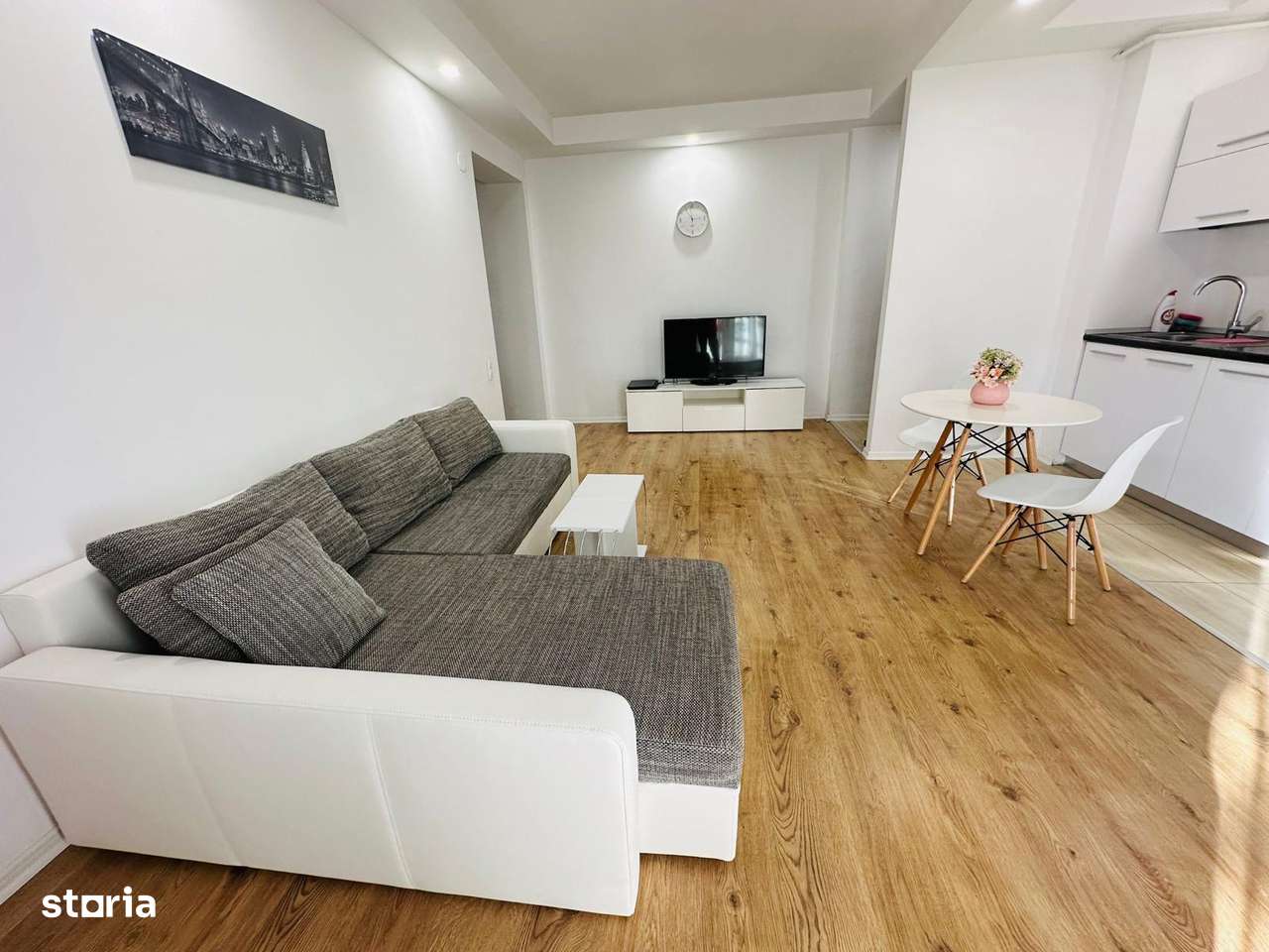 COSMOPOLIS - Apartament 2 camere cu gradina, mobilat si utilat-4