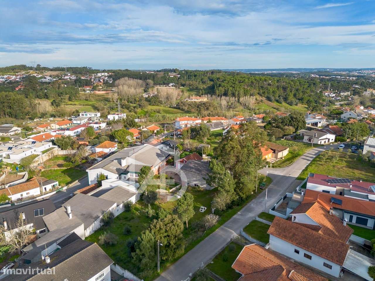 Prédio com potencial de reabilitação – Pernelhas, Leiria-53