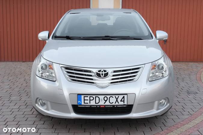 Toyota Avensis 1.8 Sol - 2