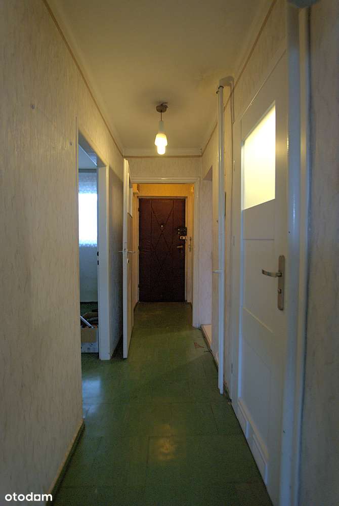 2 pokoje, 3 piętro, dwustronne, osobna kuchnia, ul. Lecha-12