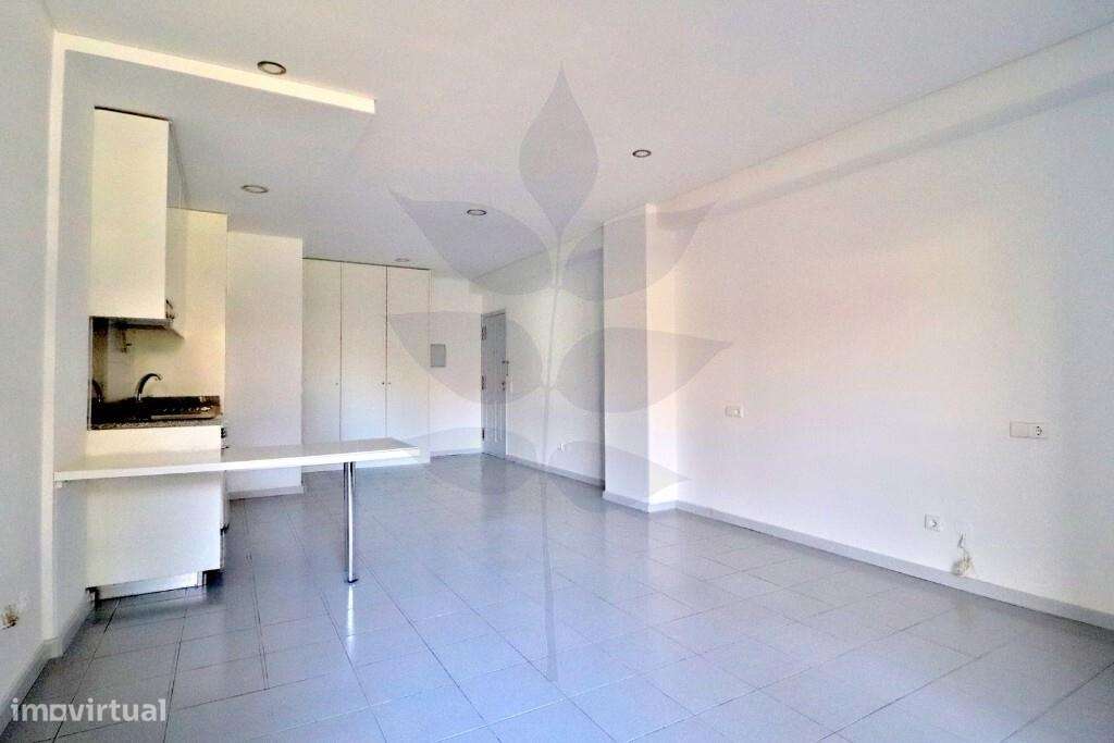 Apartamento T0 para venda em São Victor-11