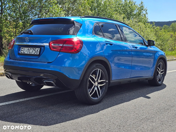 Mercedes-Benz GLA - 6