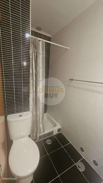 Apartamento T3 | 1º andar | churrasqueira | 2 wcs - Seixal-10