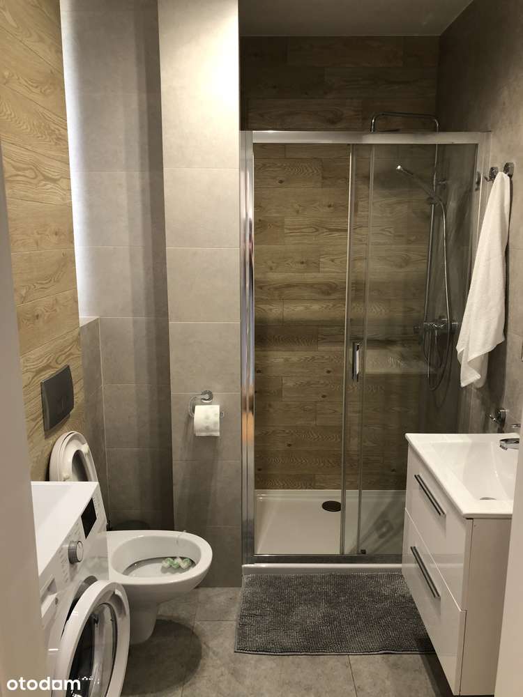 Przytulna kawalerka 27 m² – Piasta Towers, os. Bohaterów Września - Pełny obrazek: 5/9