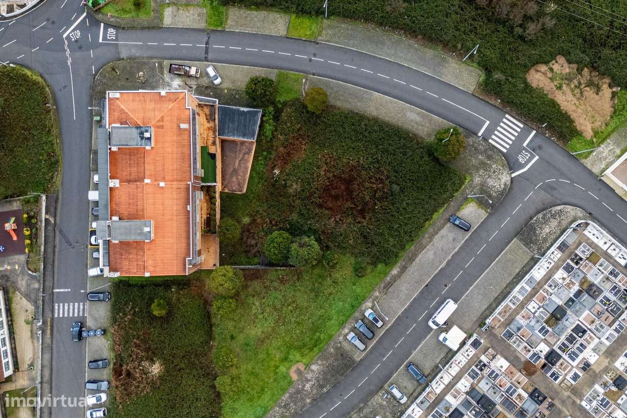 Lote de Terreno urbano, para construção em altura de 12 frações, em Sa - Grande imagem: 4/9