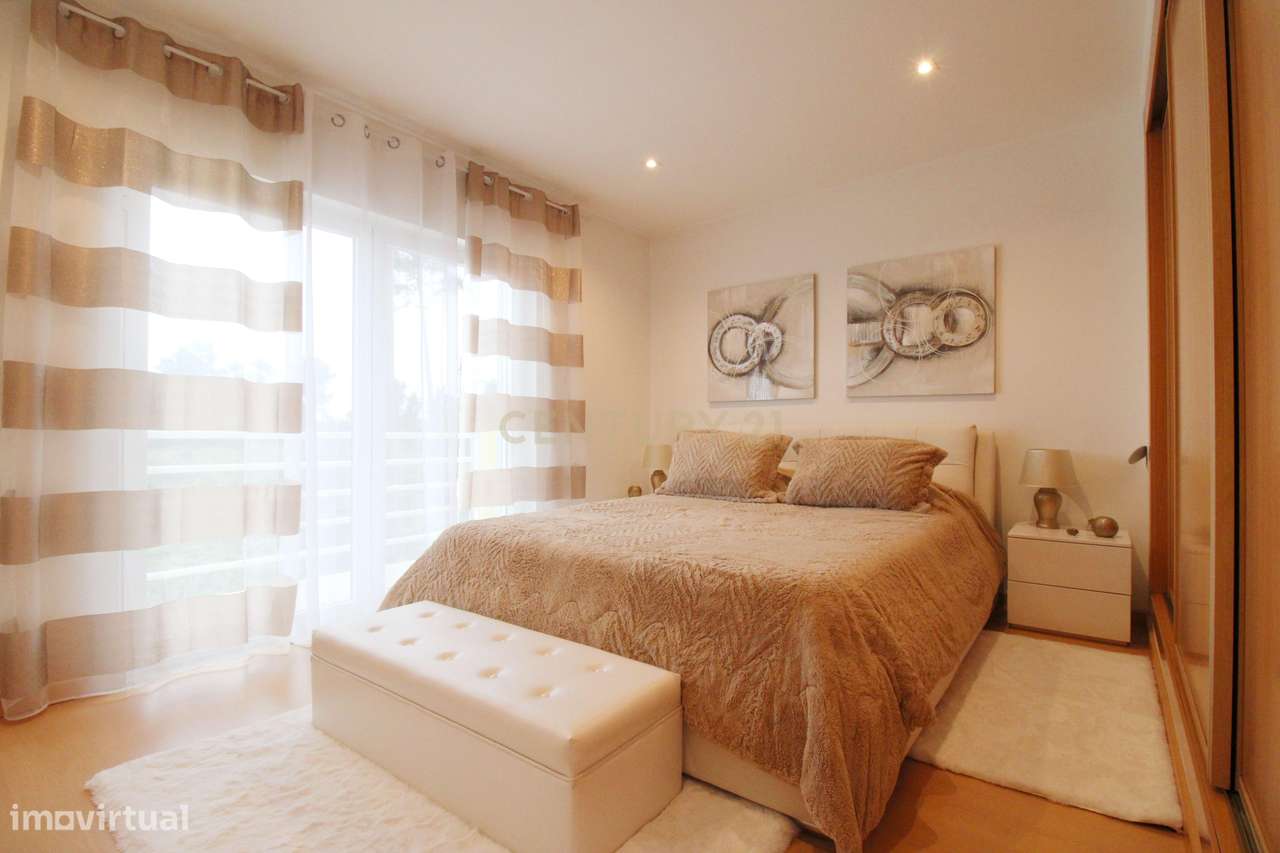 Moradia, Fernão Ferro, Seixal, com 3 Quartos-21