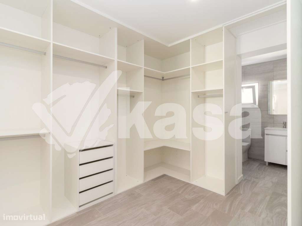 T1 Totalmente Remodelado com Logradouro - junto ao LIDL, Luso-5