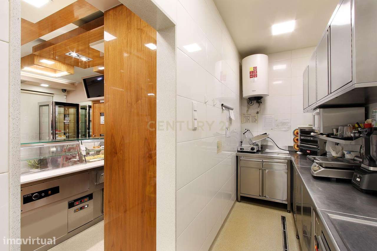 Sintra - Tapada das Mercês, pastelaria/padaria com fabrico próprio par - Grande imagem: 5/25