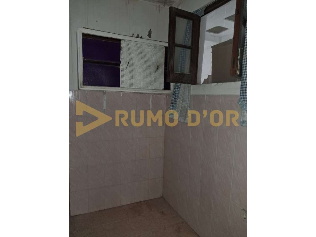 T2 com logradouro para remodelar- Zona GNR-7