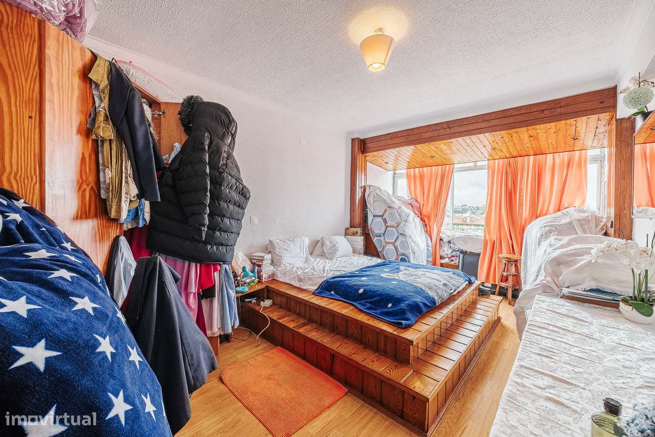 T3 em Mem Martins muito luminoso-33