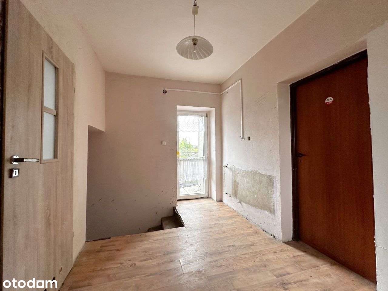 Dom Wolnostojący, 6 pokoi, idealne pod Usługi.-9