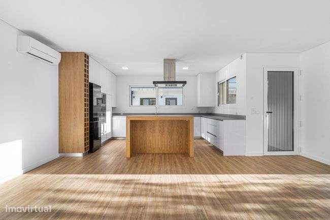 Moradia Térrea Nova — Merelim S. Pedro, Braga - Grande imagem: 4/24