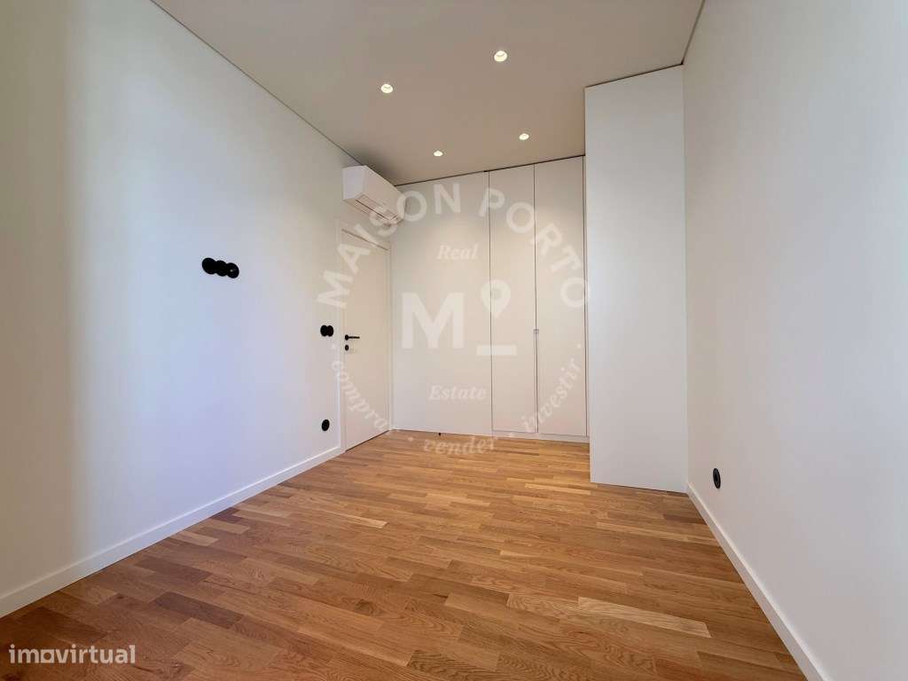 Apartamento T1 com Pátio na Rua do Almada, Porto - Grande imagem: 5/29