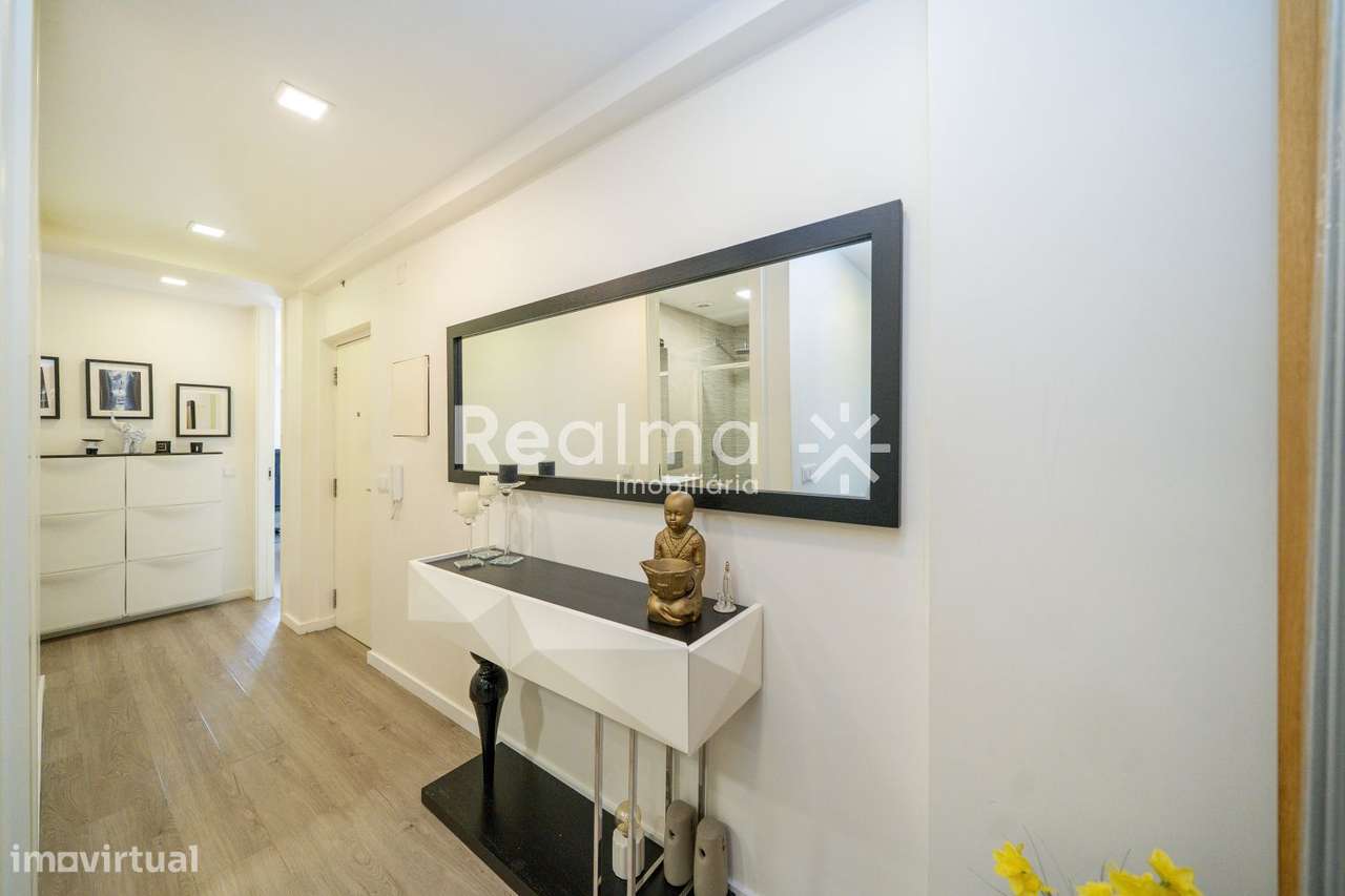 Apartamento T3 Areal- Totalmente Renovado-19