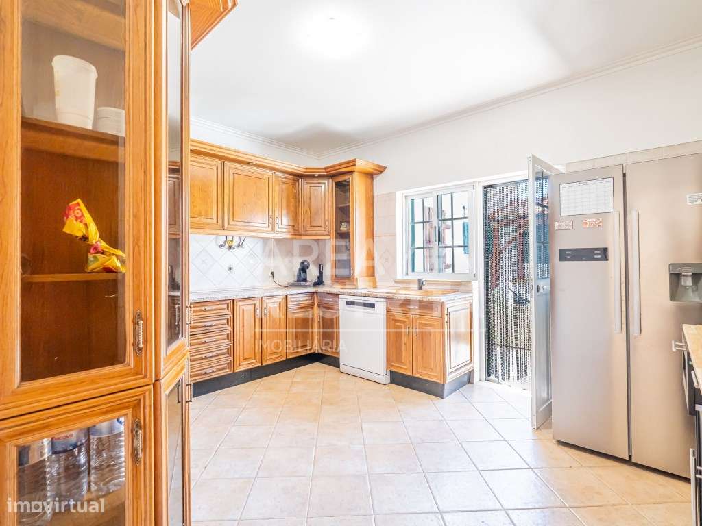 Moradia Geminada T3 com Garagem, Excelentes Áreas e Localização Pri...-40