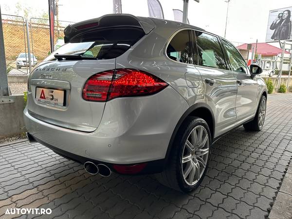 Porsche Cayenne 3.0TD TipTronic - 7