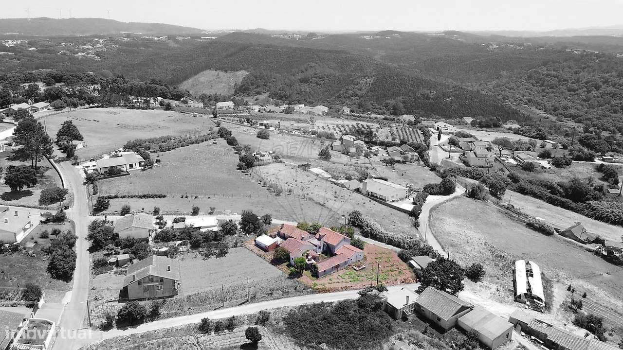 Moradia T4 para venda-12