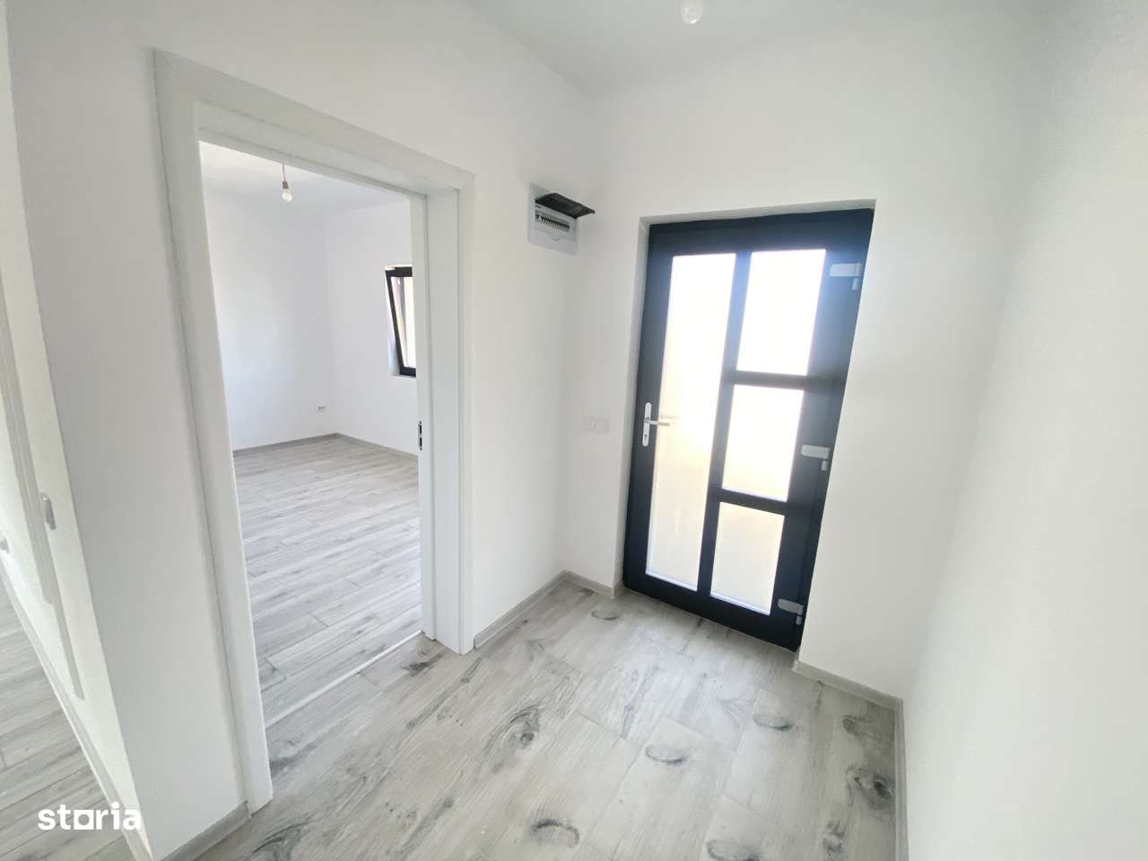 Casa 4 camere Miroslava Vorovesti CANALIZARE - Imagine principală: 4/12