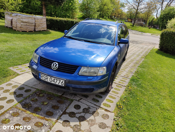 Volkswagen Passat 1.9 TDI Comfortline - 9