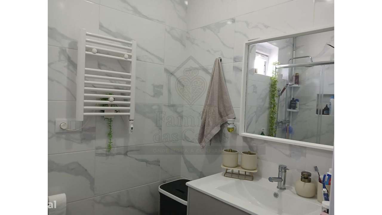 T3 com Logradouro e Garagem-Seixal-23