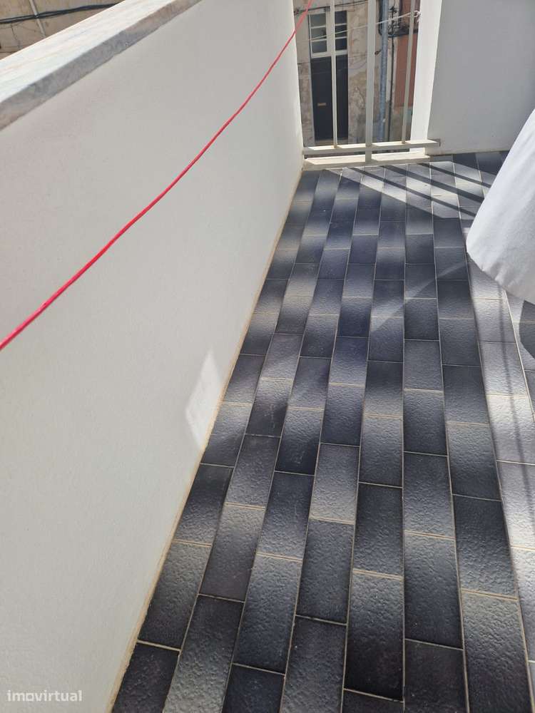 fantástica oportunidade de Investimento este T1 em Sesimbra-9