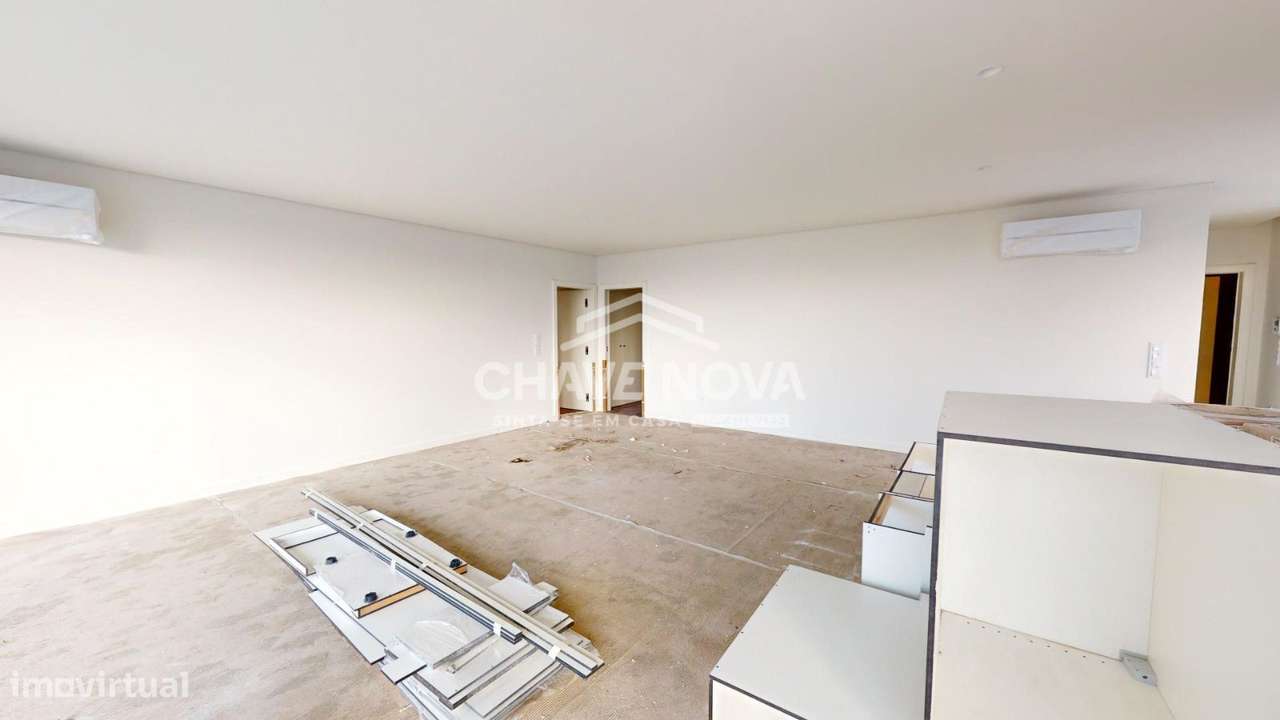 T4 Penthouse Nova c/ Jacuzzi Centro Gaia (Avª República) - Grande imagem: 5/25