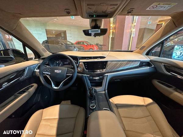 Cadillac XT6 - 12