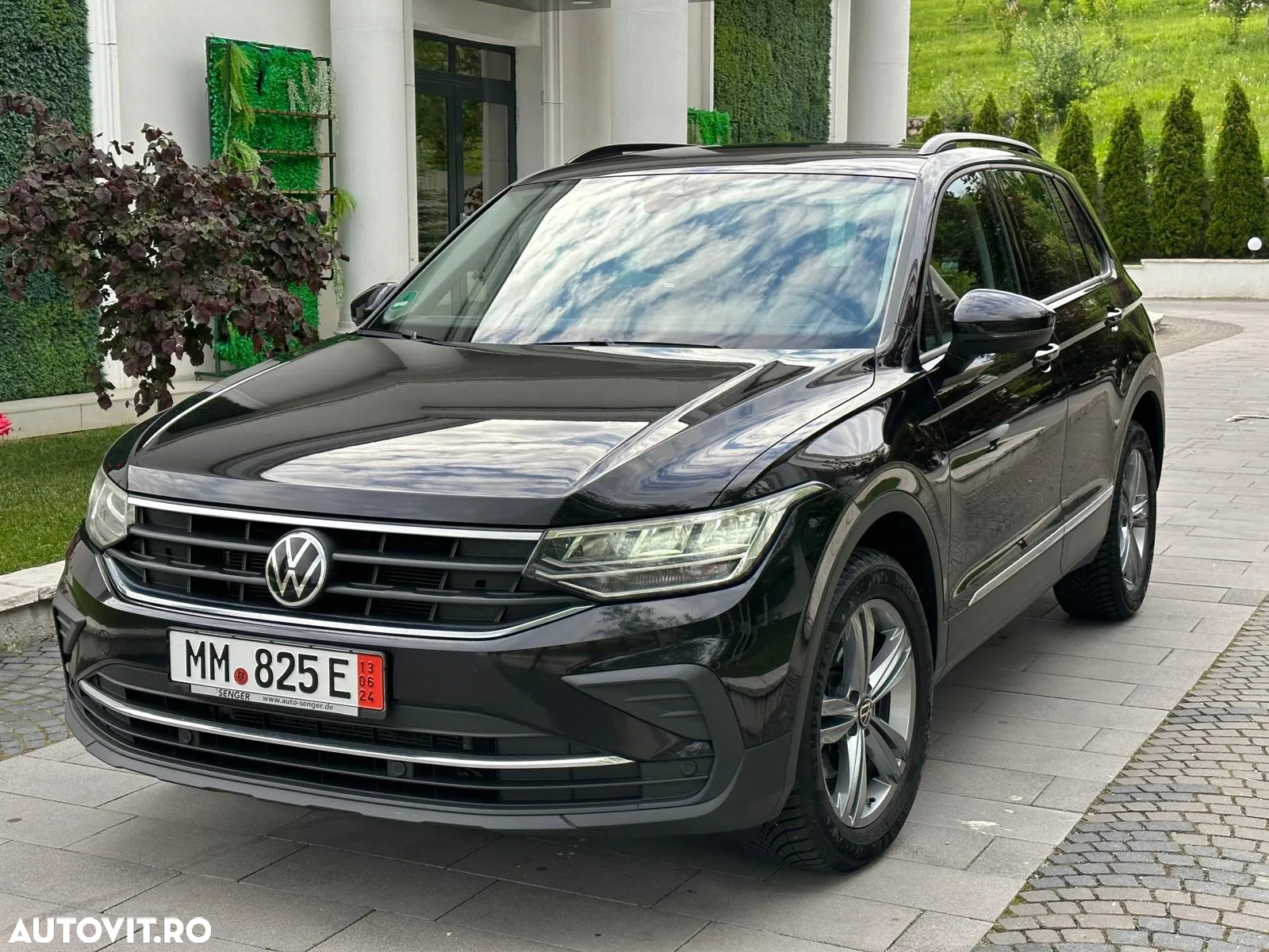 Volkswagen Tiguan - 25