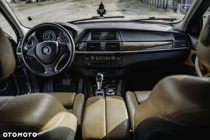 BMW X5 3.0sd xDrive - 17