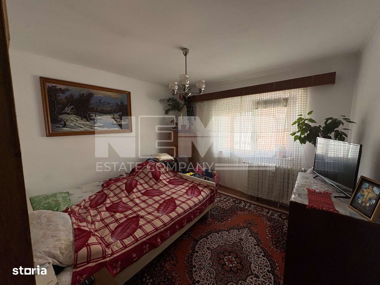 | - Imagine principală: 5/6