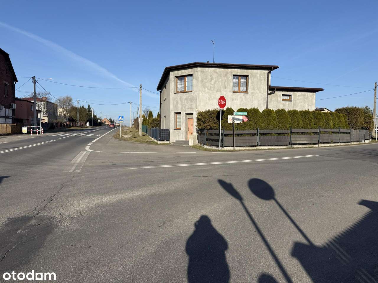 Dom+ lokal usługowy przy głównej ulicy-idealny na biznes!-1