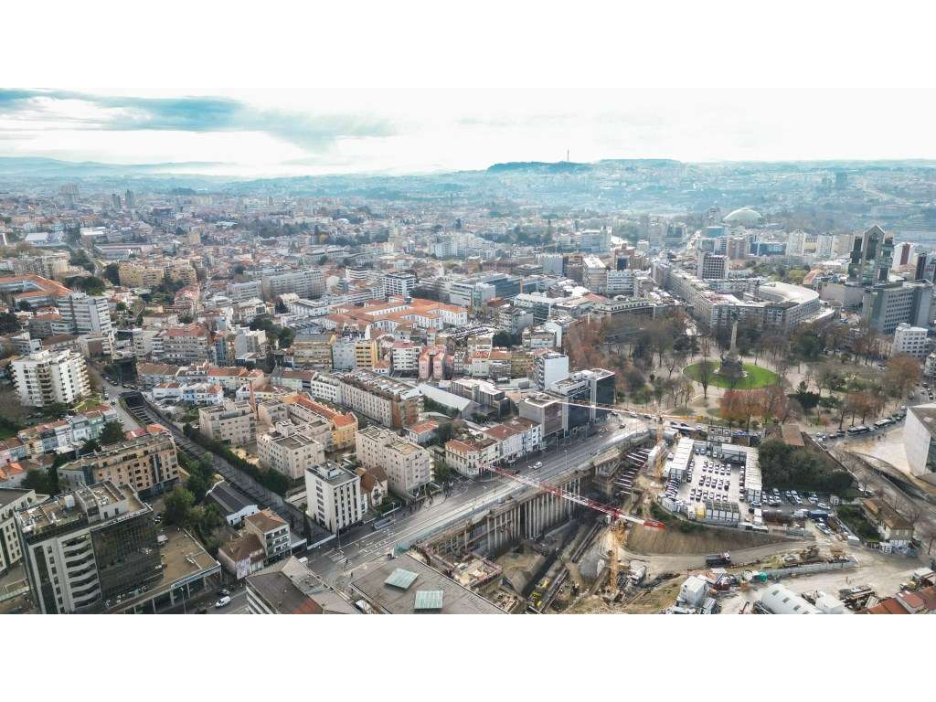 T2 PREMIUM À ROTUNDA DA BOAVISTA-46