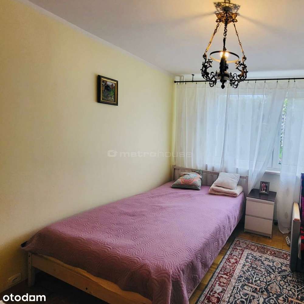 3 pokojowe mieszkanie - 300 metrów od stacji metra-9