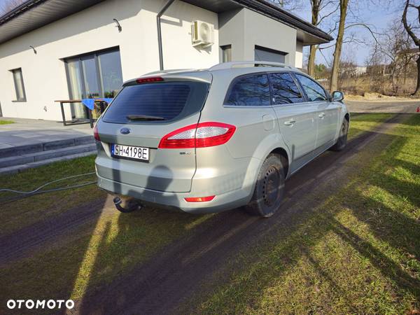 Ford Mondeo 1.8 TDCi Ghia - 4