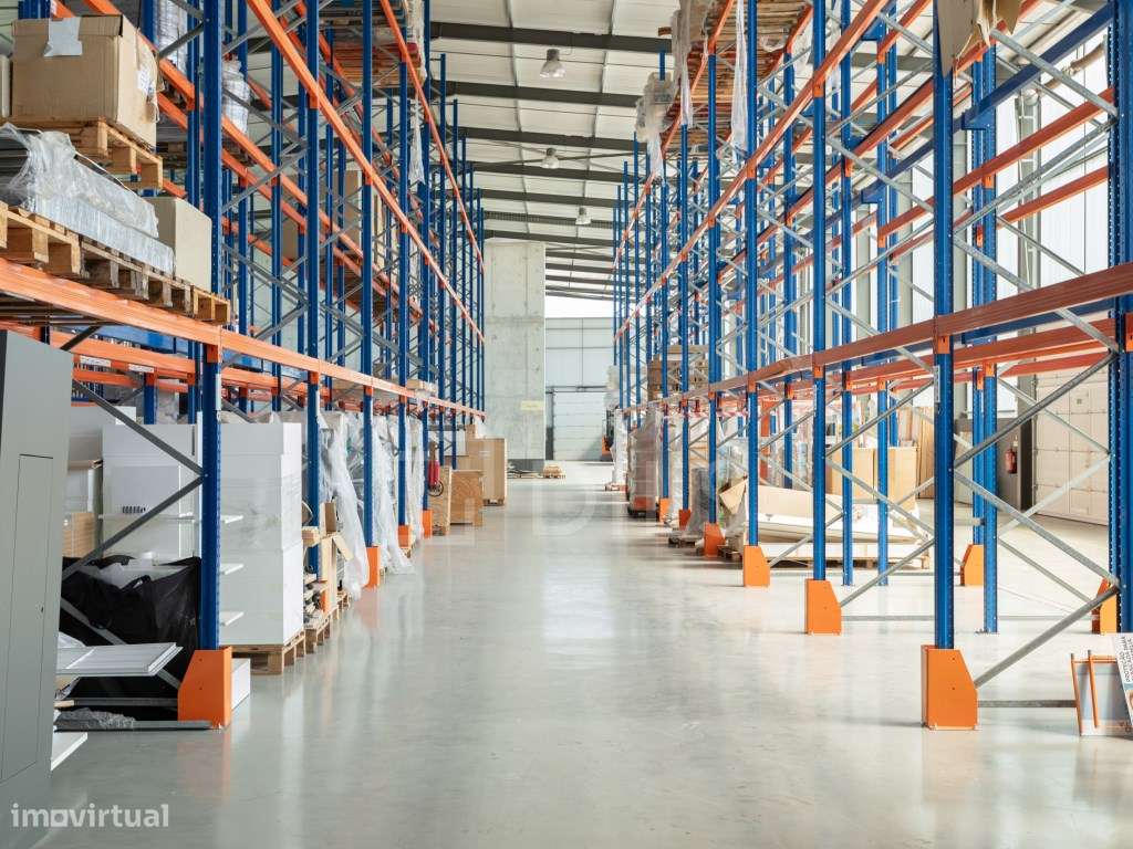 Armazém para venda no FactoryHub em Covais, Penacova-17