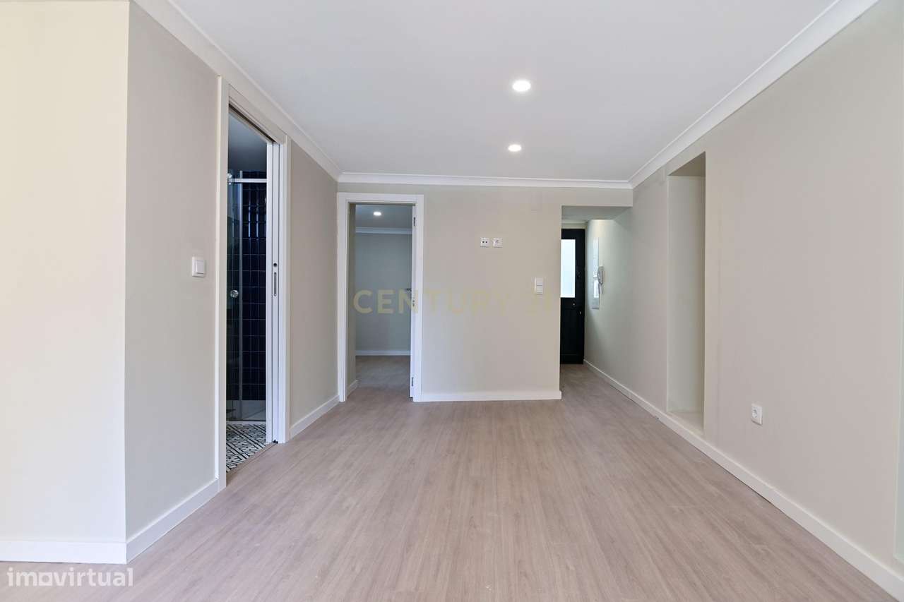 Excelente oportunidade em Arroios, T1 para venda remodelado.-6