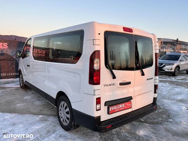 Renault Trafic 1.6 dCi 120 Grand Combi Expression - 4