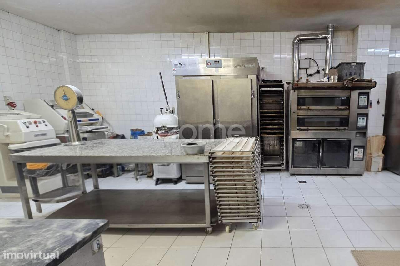 Pastelaria com Produção Própria | Vila Nova de Gaia-19