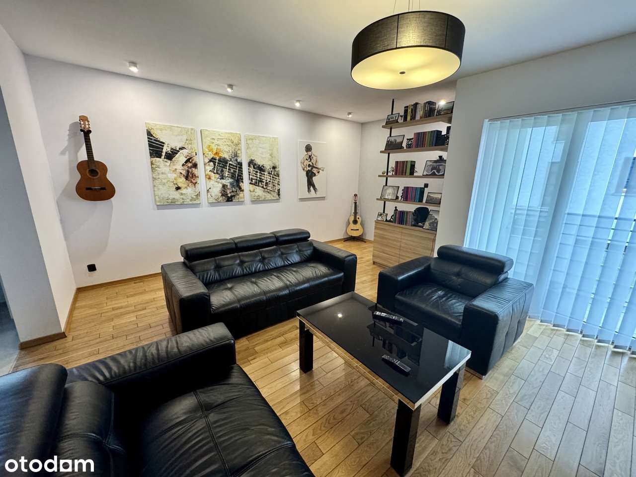 Pilna sprzedaż. Atrakcyjne, umeblowane mieszkanie w TOP lokalizacji - Pełny obrazek: 2/14