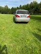 Toyota Avensis Verso 2.0 D-4D Sol - 32