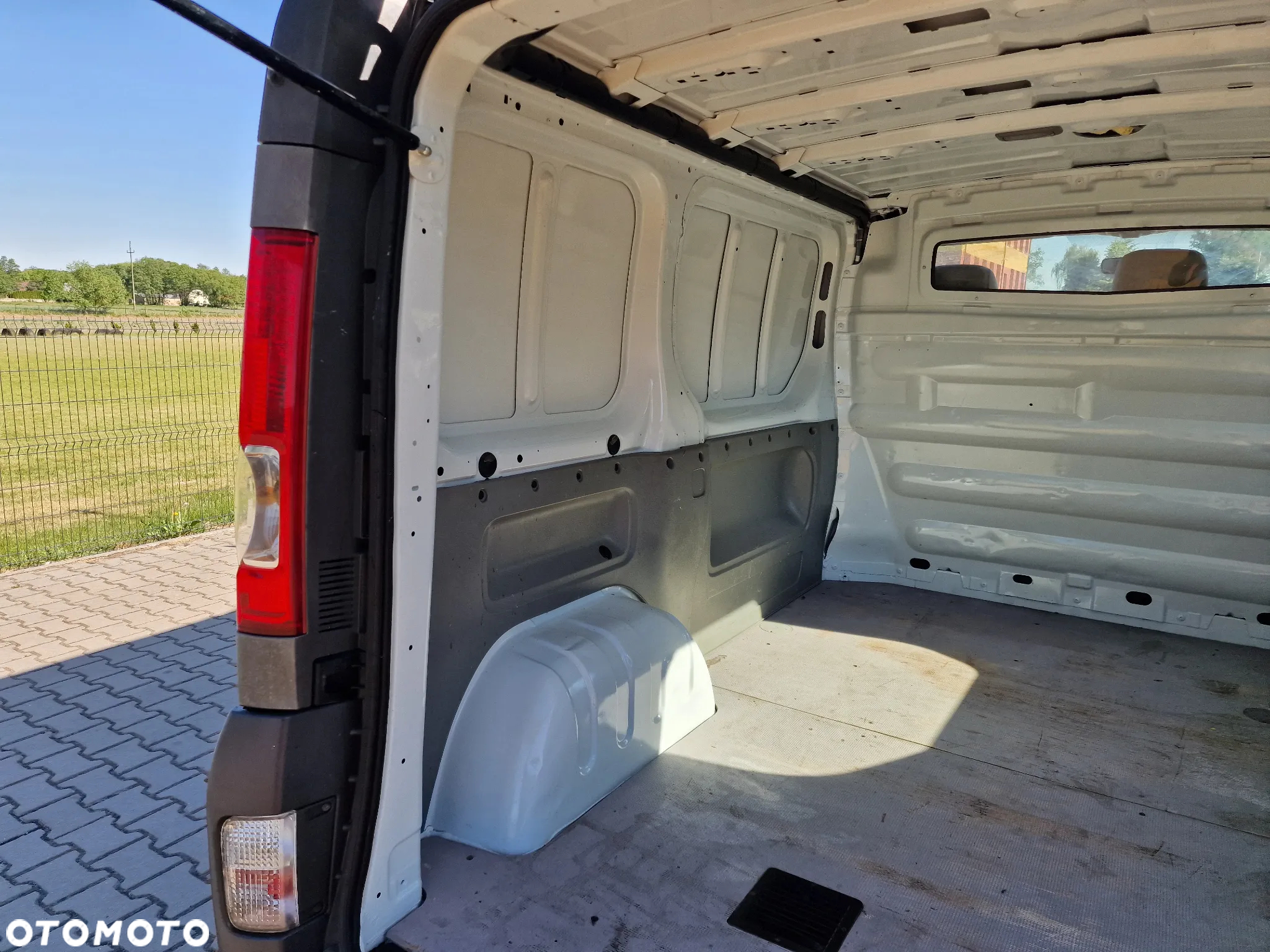 Renault Trafic - 9