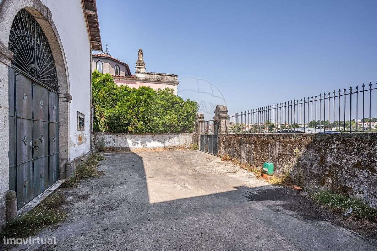 Quinta em pleno coração de Barcelinhos-34