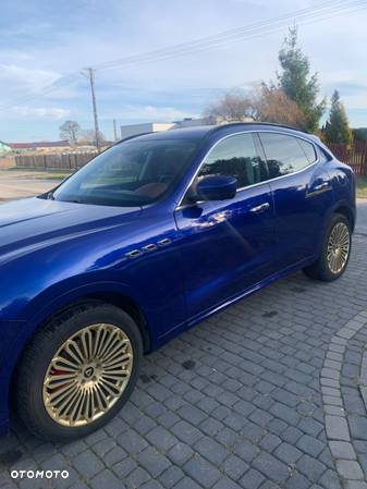 Maserati Levante - 11