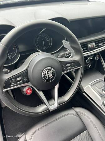 Alfa Romeo Stelvio 2.2 D Veloce Ti Q4 AT8 - 3