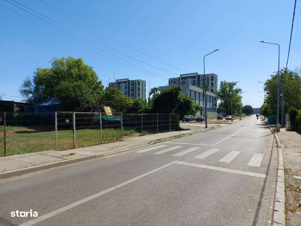 O proprietate imobiliara deosebita, formata din casa si mult teren!-7